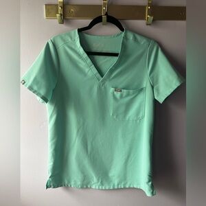 Figs Technical Collection Blue Medical Scrubs Top Size S